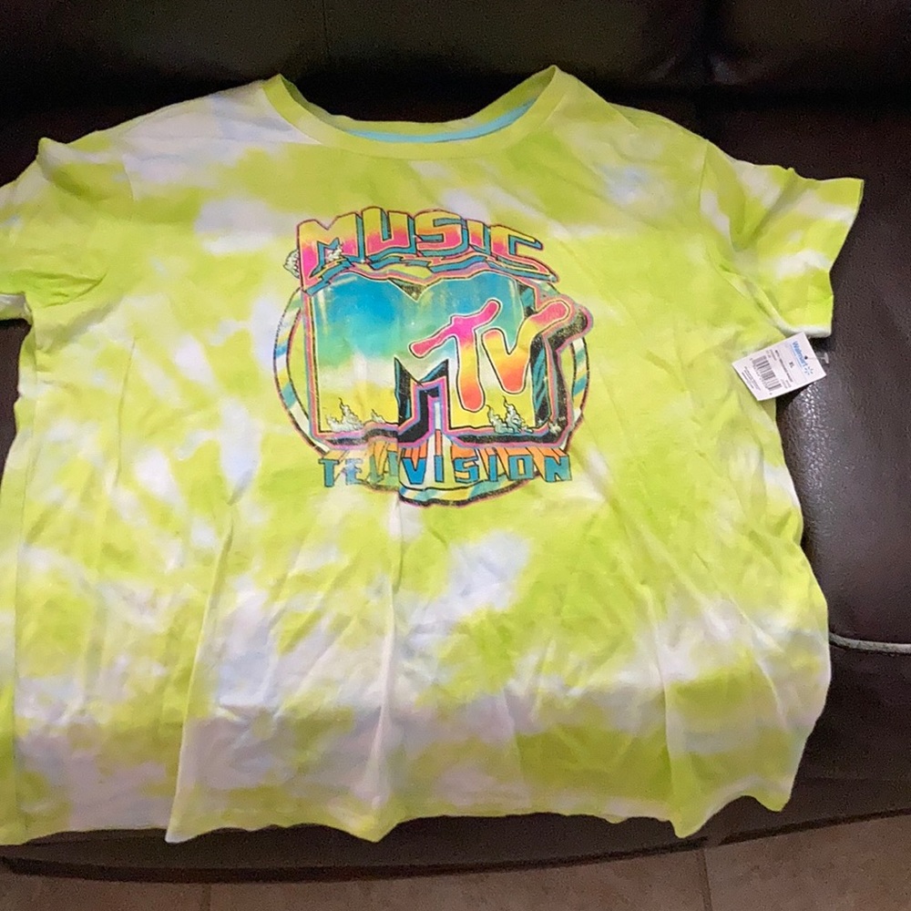 Cool graphic T